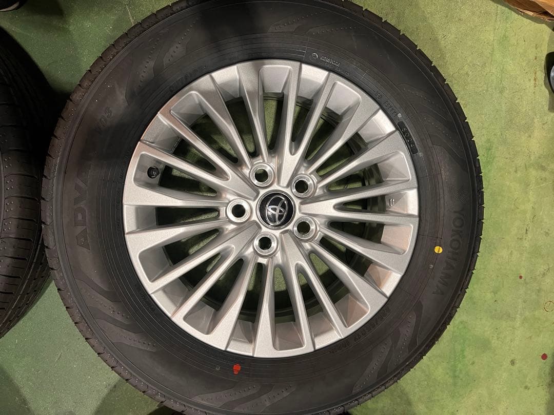 トヨタ　40アルファード　17インチ純正タイヤホイール