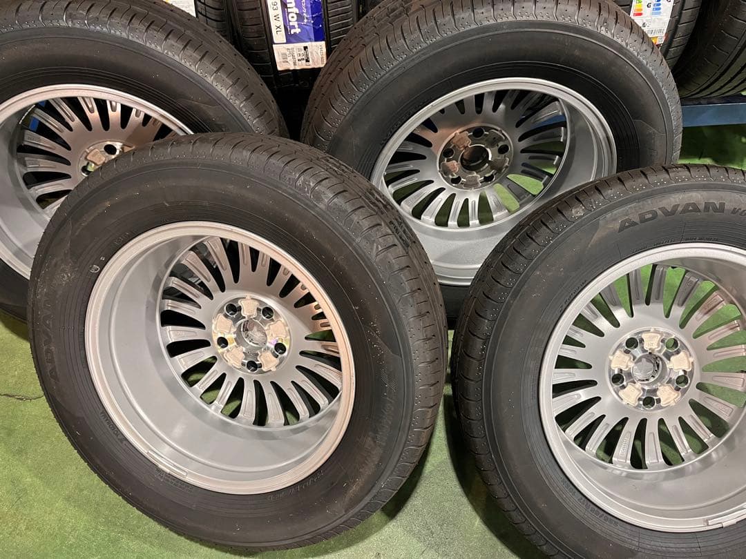 トヨタ　40アルファード　17インチ純正タイヤホイール