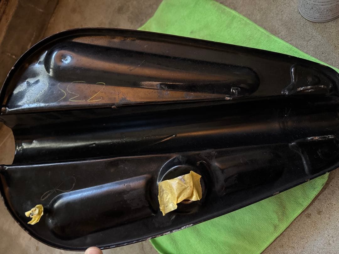 ハーレー　スポーツスター　タンク　883