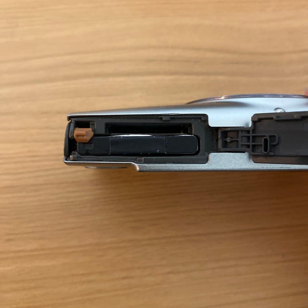 Canon IXY650 デジタルカメラ（ジャンク品）