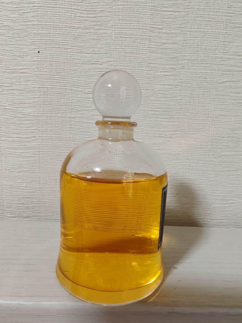 希少　廃番品　セルジュルタンス　エル　アタリーンEDP75ml
