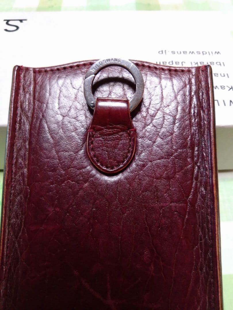 ワイルドスワンズ　スマホケース　プリマスM オットセイ革　カラビナMセット