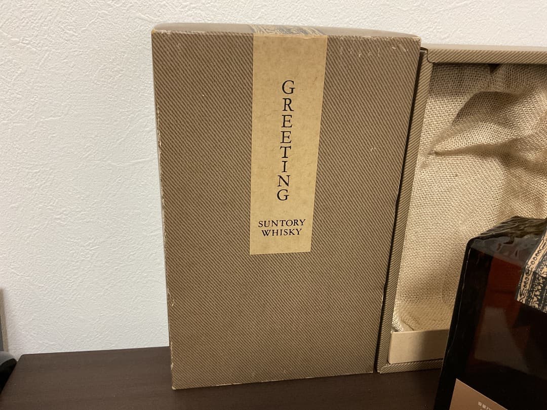 サントリー　ウィスキー　GREETING グリーティング　720ml 43%