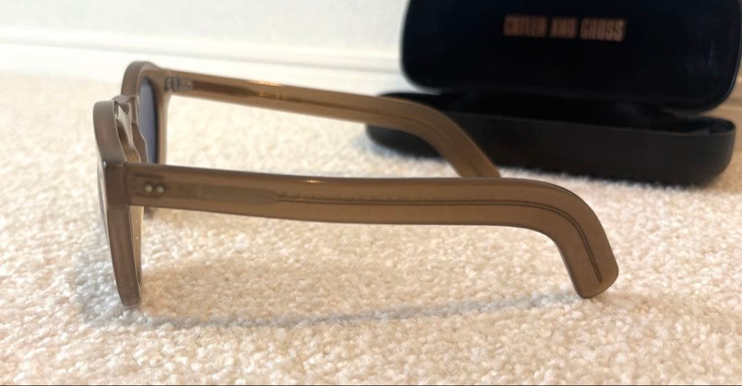 美品 CUTLER AND GROSS カトラーアンドグロス 0734