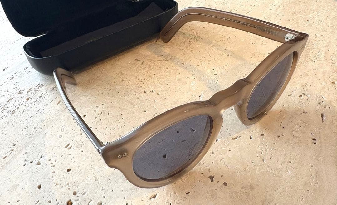 美品 CUTLER AND GROSS カトラーアンドグロス 0734