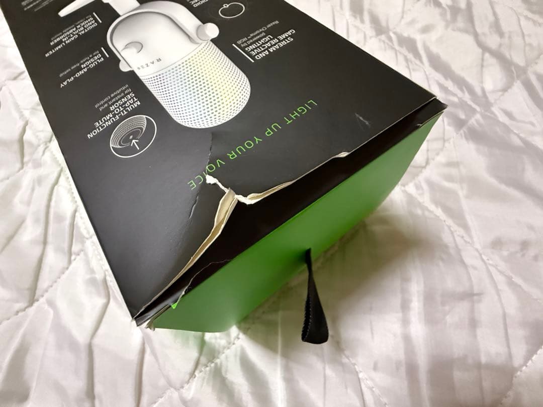 Razer レイザー Seiren V3 Chroma(ホワイト)