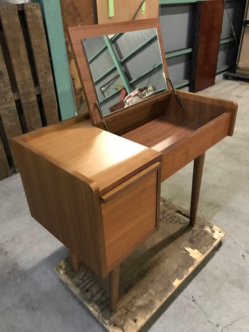 ウニコ unico アルベロ ドレッサー