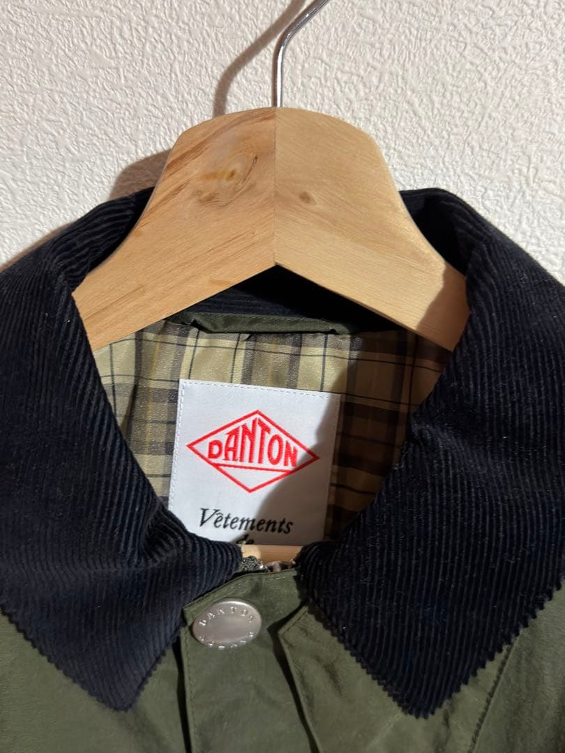 美品　DANTON ナイロンタフタショート　オリーブ ジャケット　36