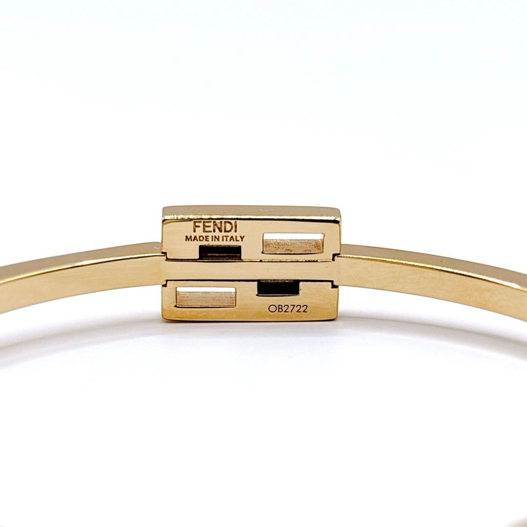 【美品】 FENDI バングル ブレスレット FFロゴ ズッカ ゴールド