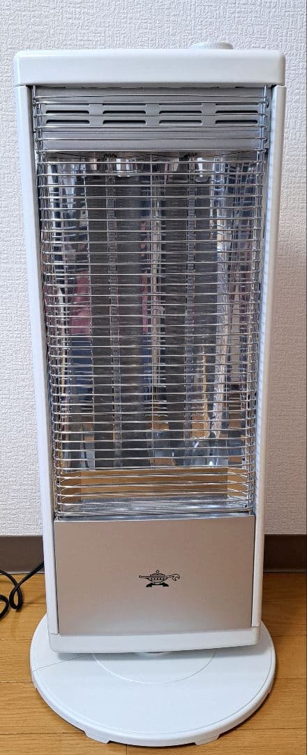 ヨッシー　アラジン AEH-G106N-W 遠赤グラファイトヒーター