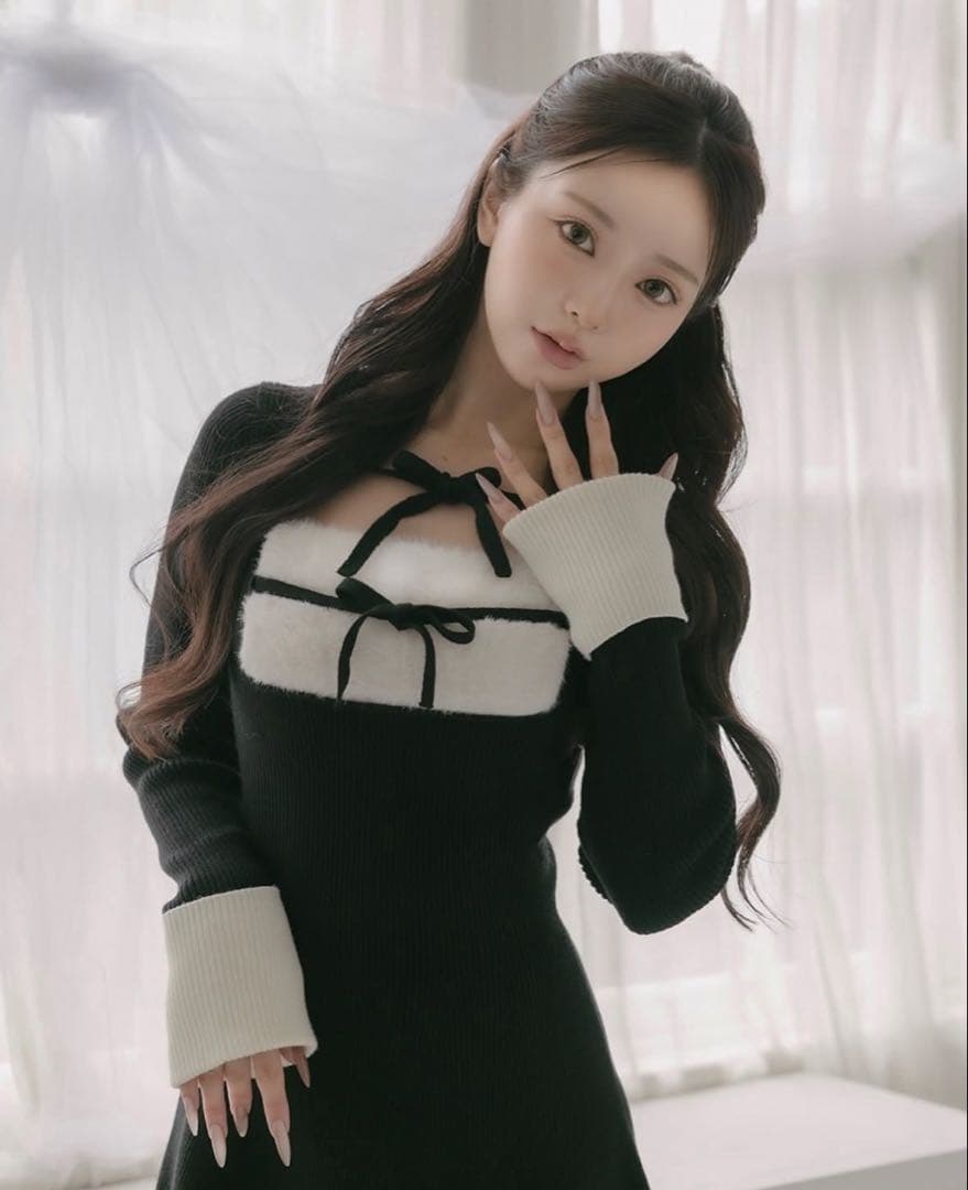 ダーリッチ リボンファーフレアニットミニワンピース