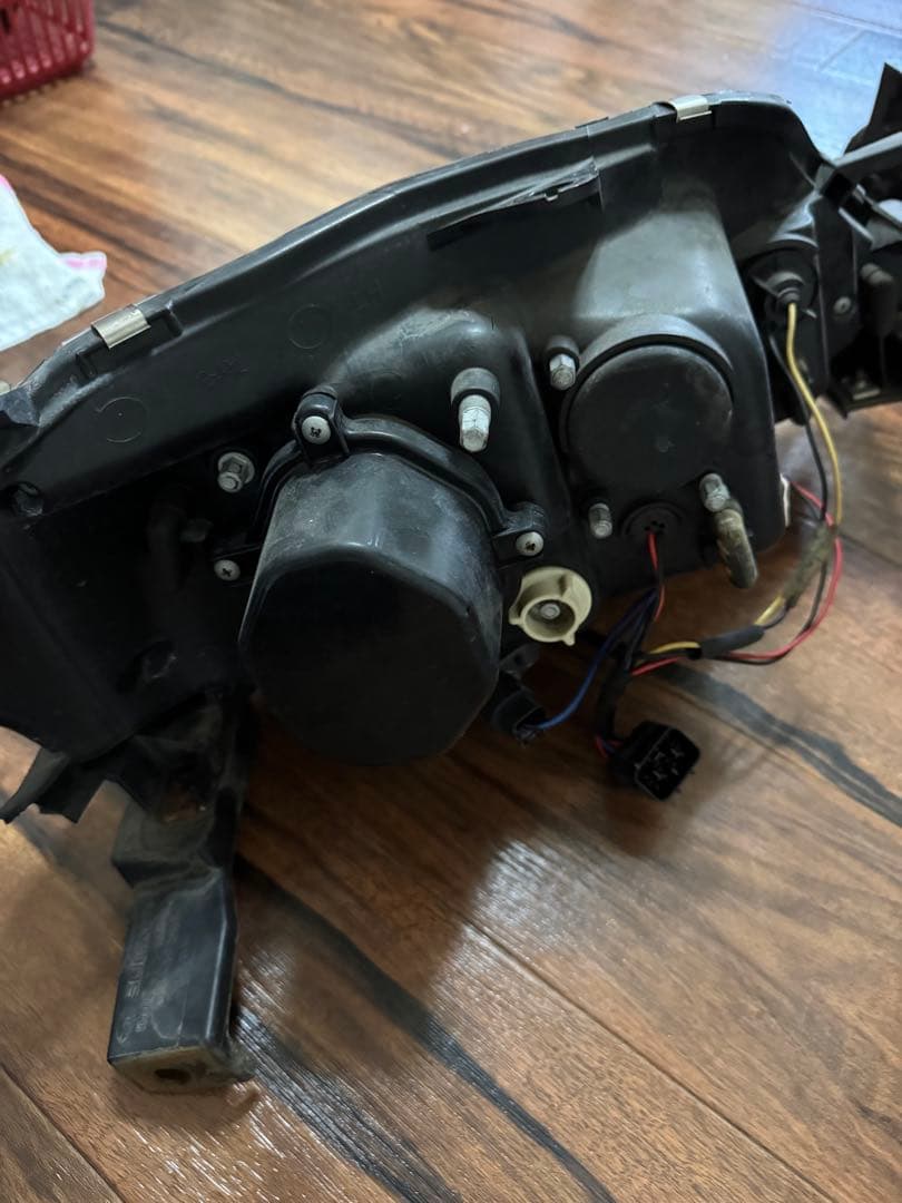 スバル インプレッサ ヘッドライト