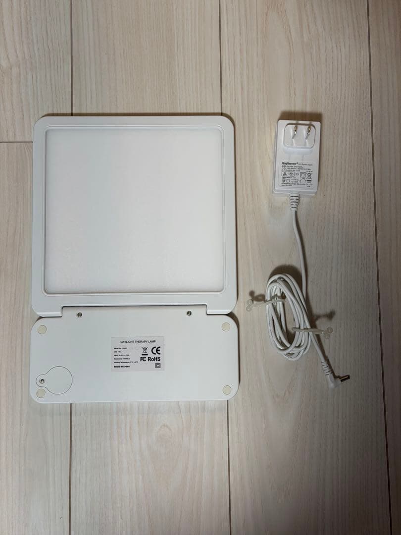 トトノエライトプレーン 光 目覚まし時計 moonmoon