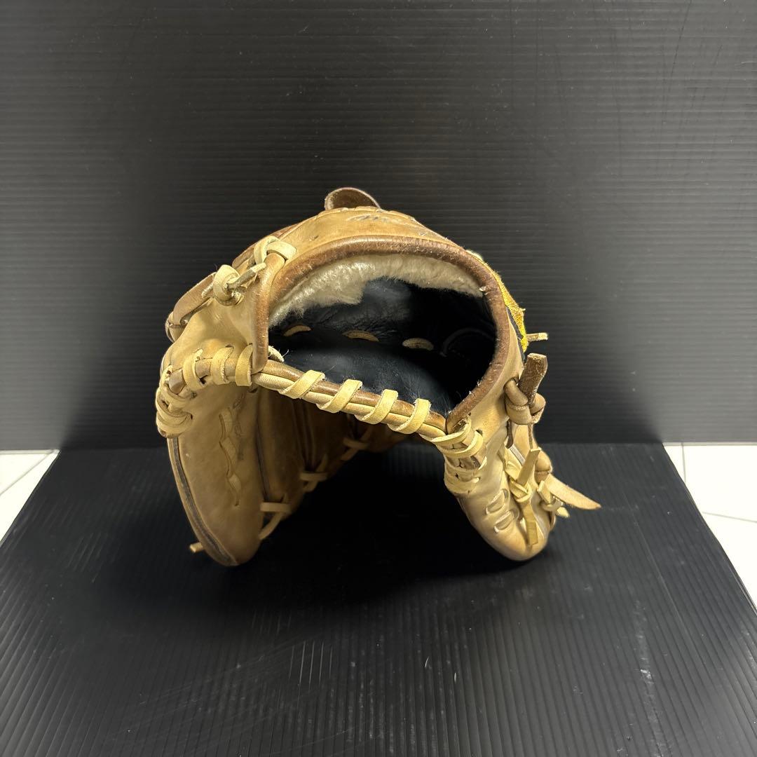 Mizuno Pro 硬式野球グローブ キャメル　右投げ投手用