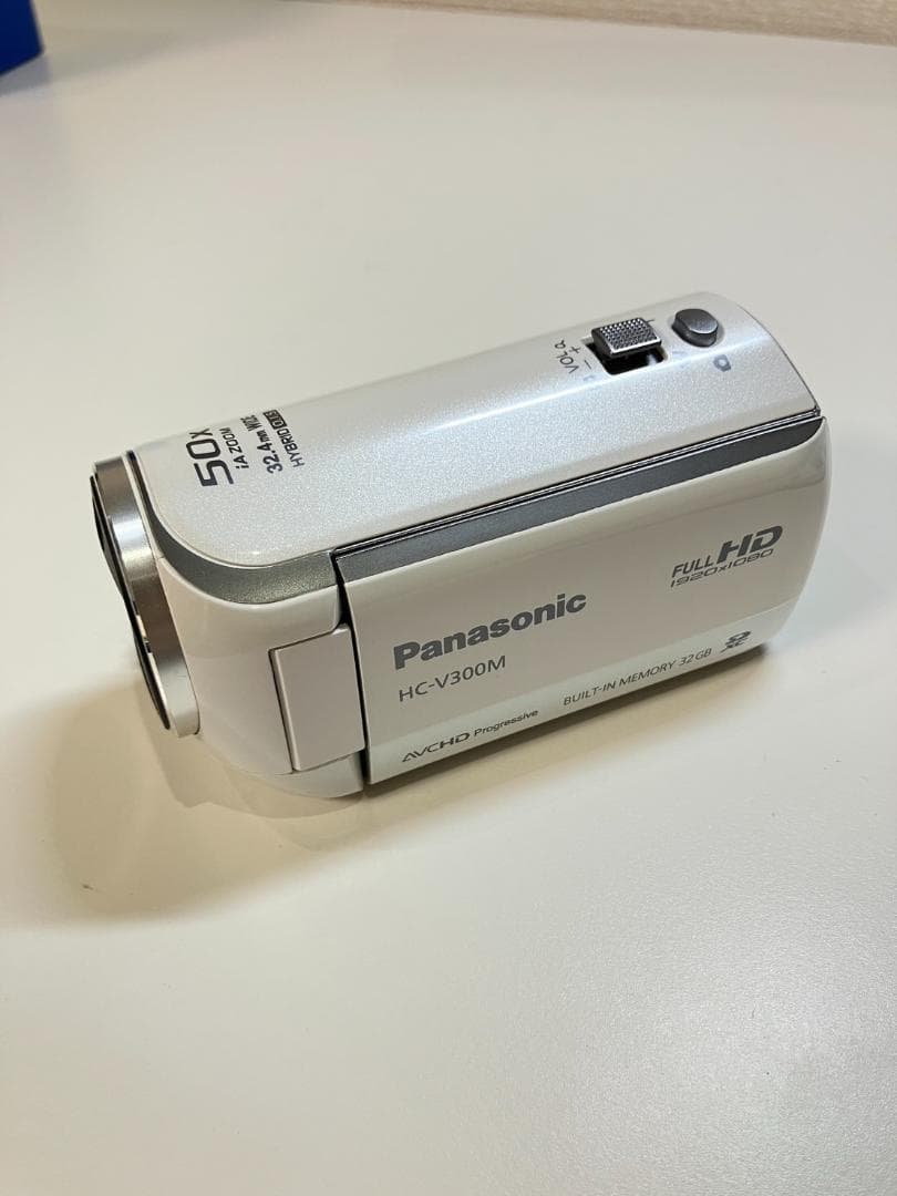 パナソニック Panasonic HC-V300M ビデオカメラ 箱・ケース付