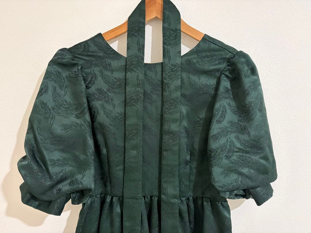 etoll.　ジャガードパフスリーブドレス　グリーン　Mサイズ