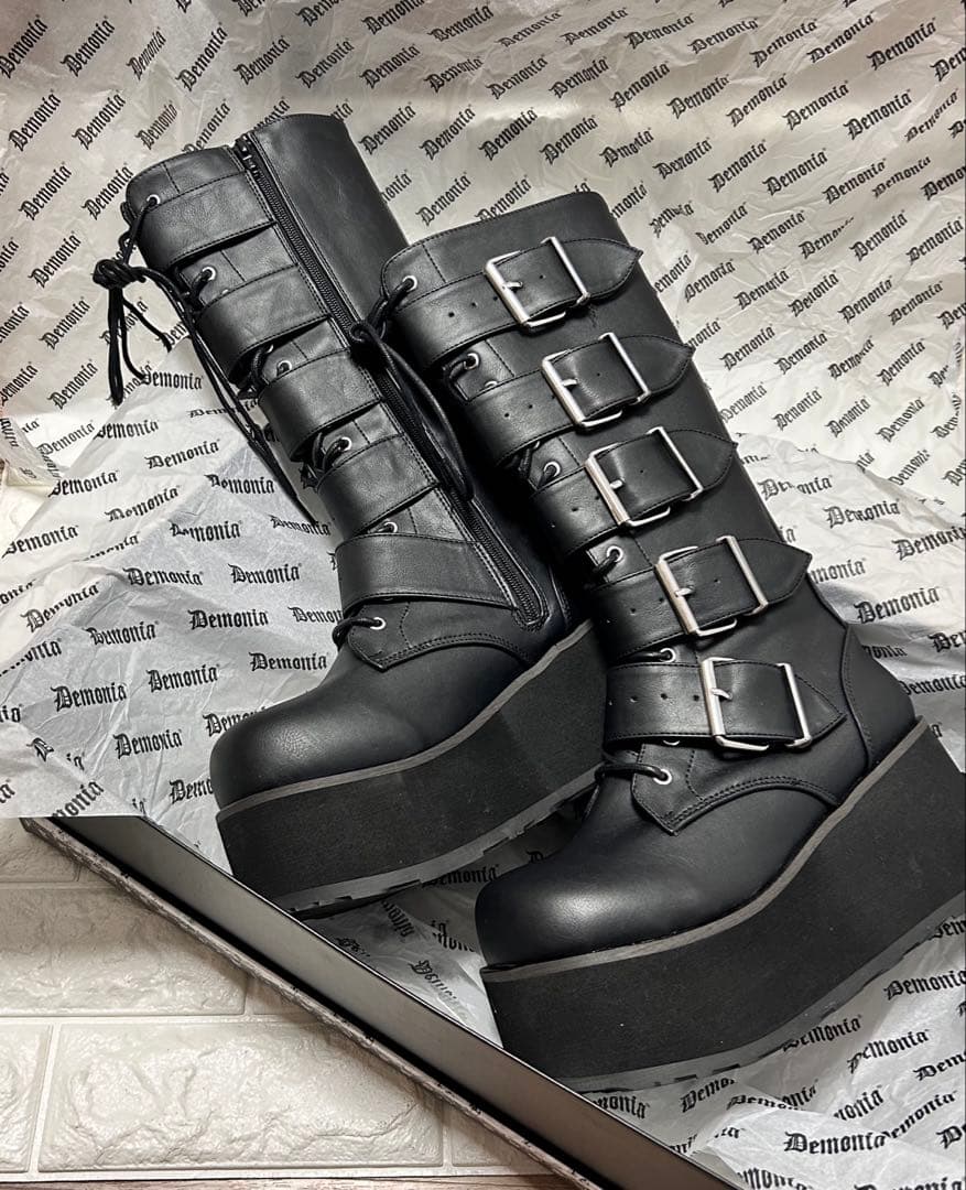 新品未使用⭐️Demonia デモニア 厚底 ブーツ 黒25cm M7