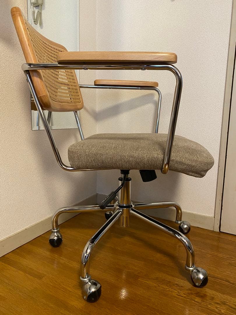 デスクチェア　form（フォーム）/クリアー