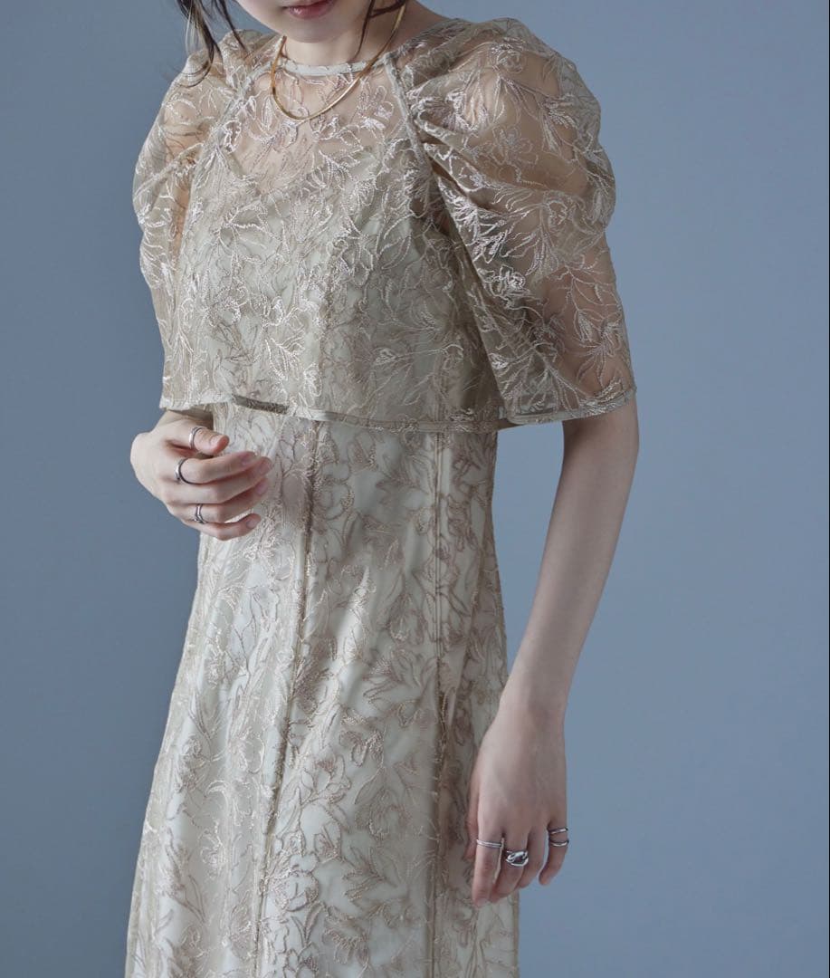 etoll. 刺繍レースレイヤードドレス