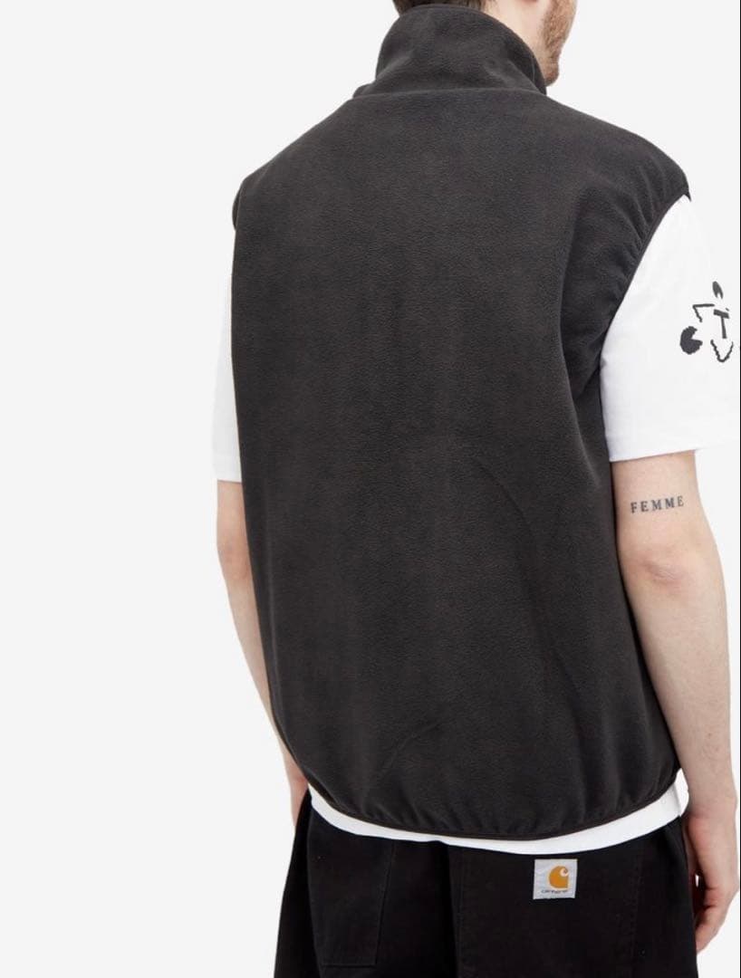 THE TRILOGY TAPES リバーシブル ボアフリースベスト 黒 緑