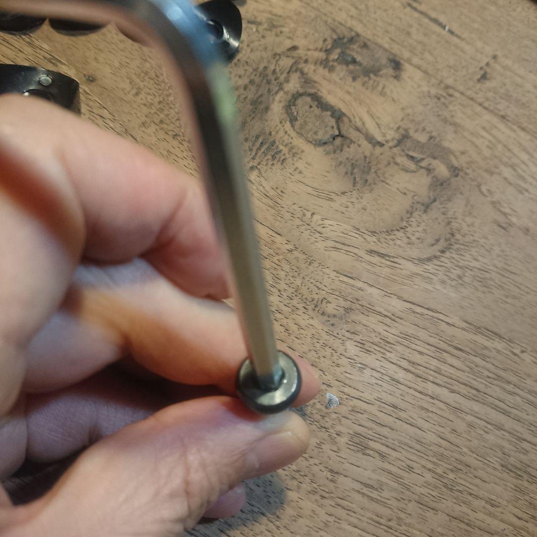 ブラックハンガーラック スチール製 組み立て式