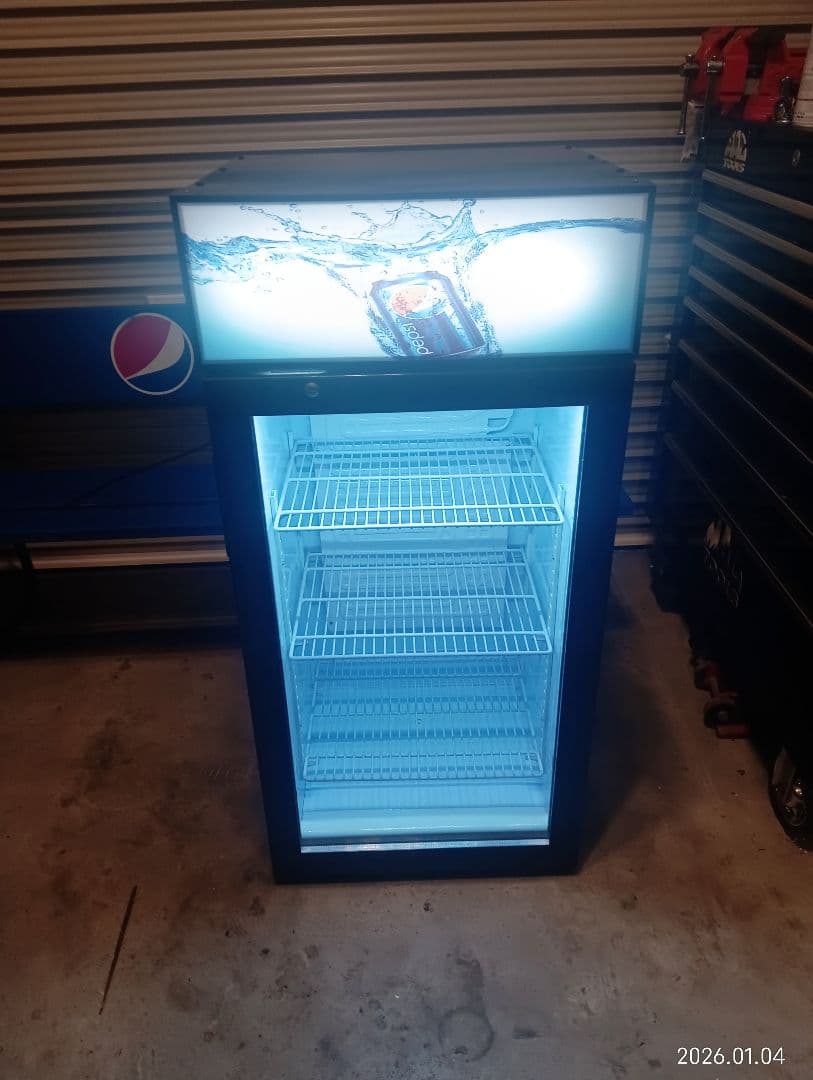 ペプシ　コーラ　Pepsi 冷蔵庫 透明ドア 3段棚付き