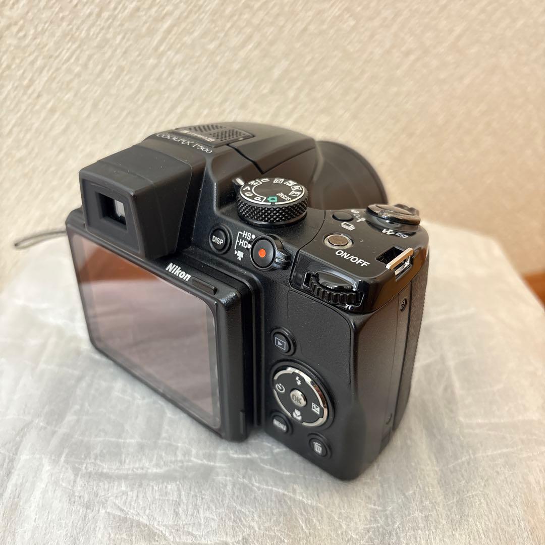 美品　NIKON ニコン COOLPIX P500 コンパクトデジタル