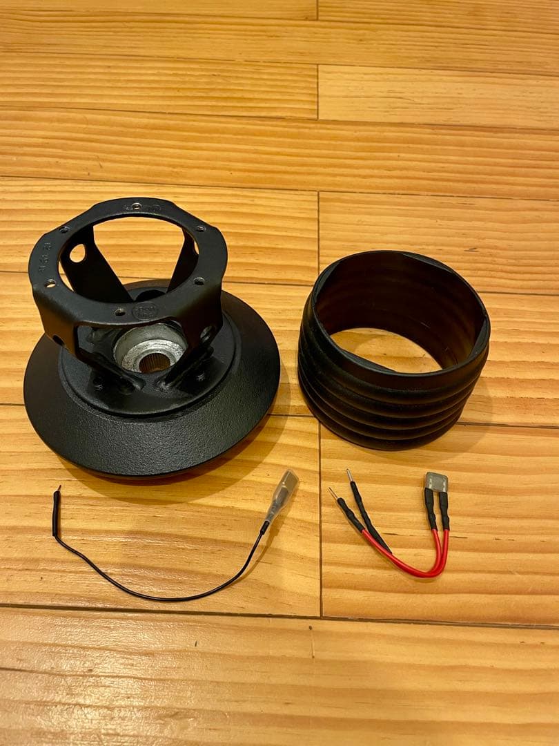 OMP ステアリングボス