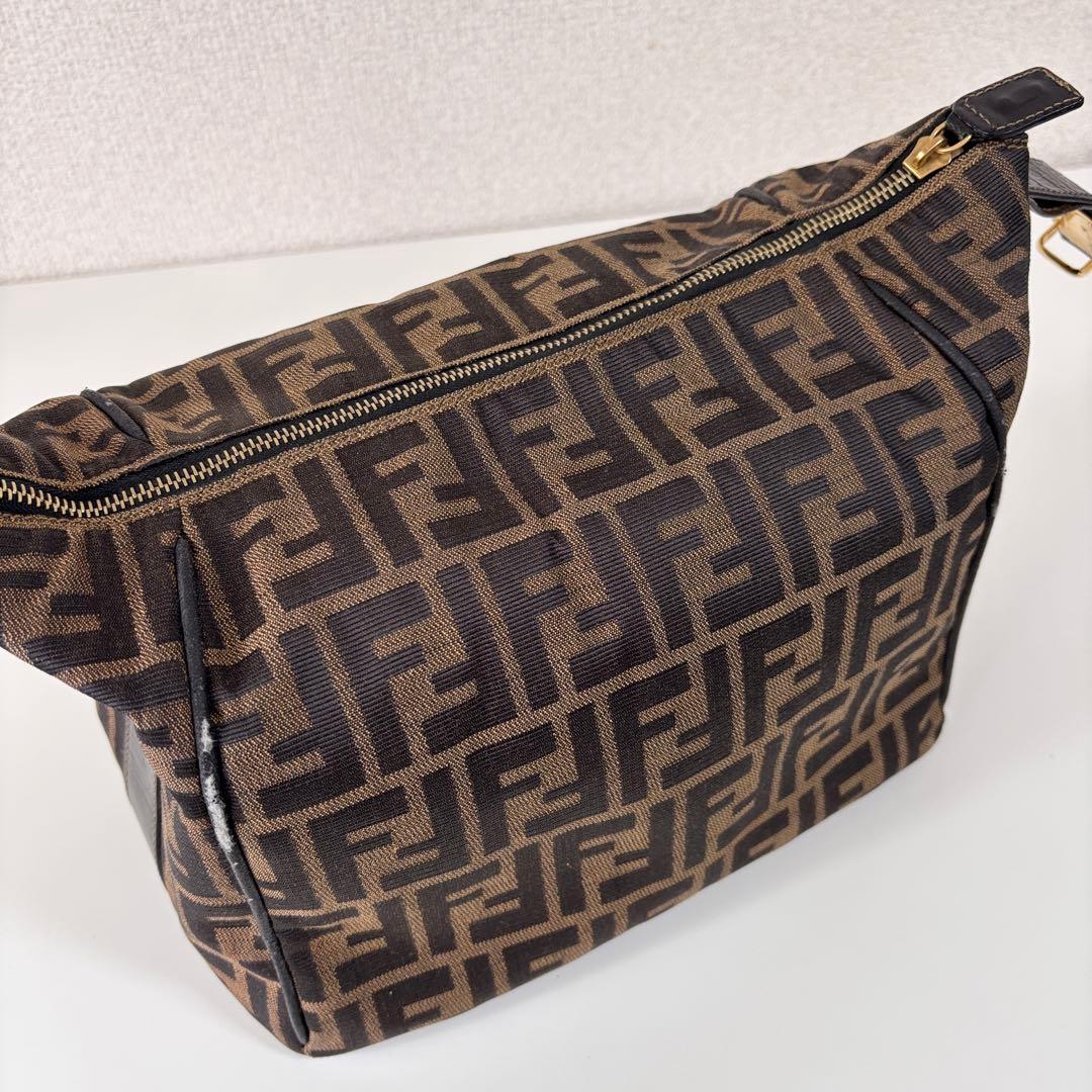 FENDI フェンディ ズッカ バニティバッグ ポーチ ブラウン