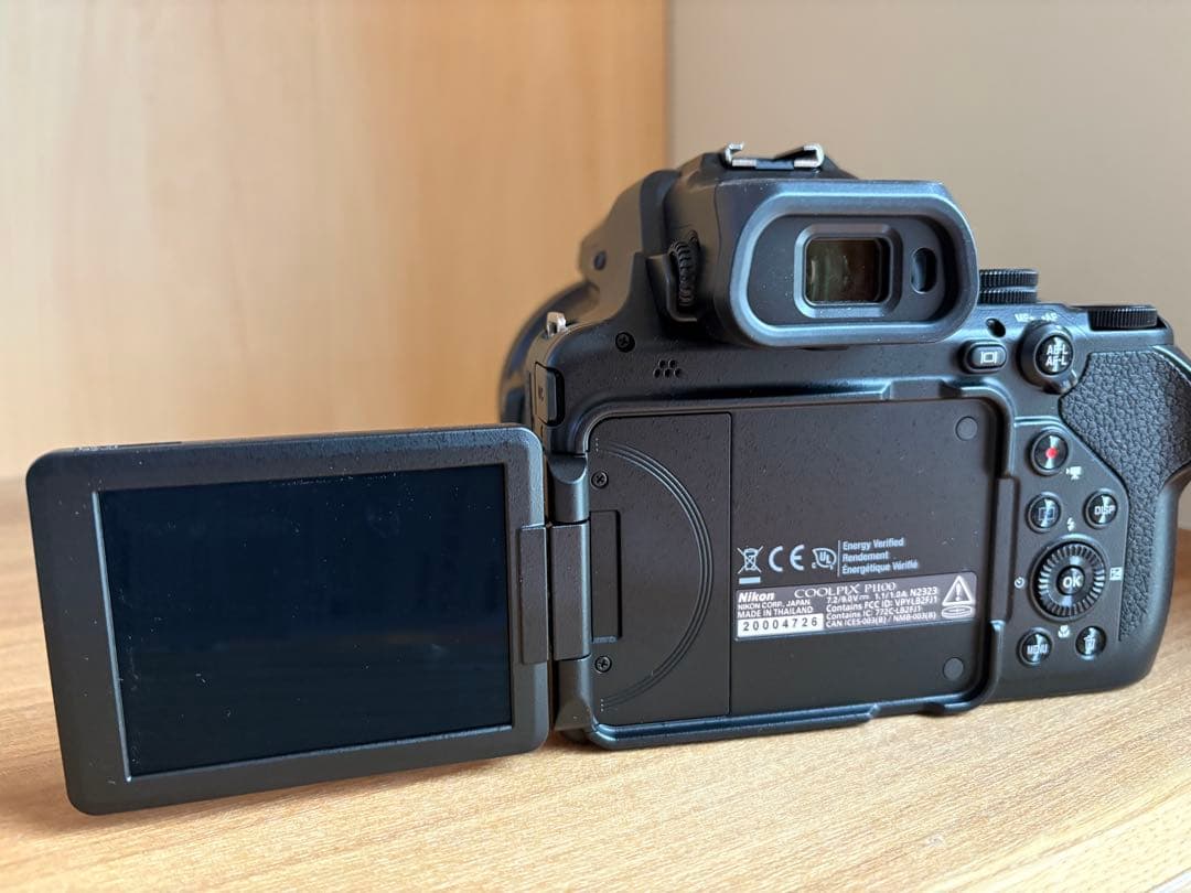 極美品NikonCOOLPIX P1100(P1000)付属品完備