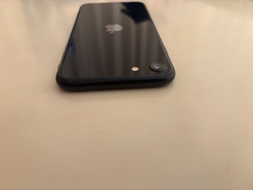 【美品】iPhoneSE 第3世代　128GB