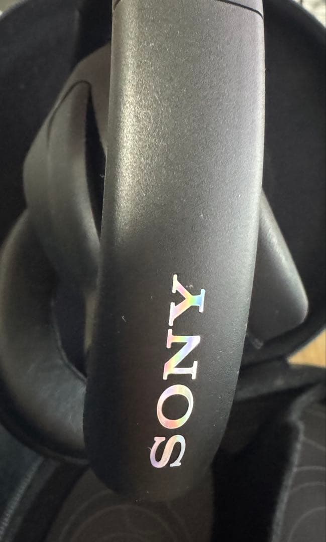 Sony ULT WEARヘッドホン（黒）　ノイキャン　ケース、箱付