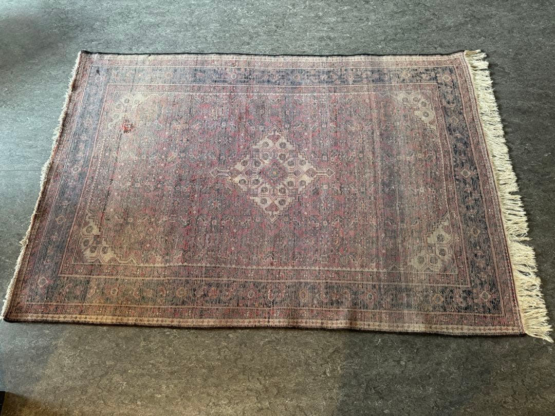 5日まで限定値下げ　ペルシャ絨毯　ビンテージ　約207cm x 144cm