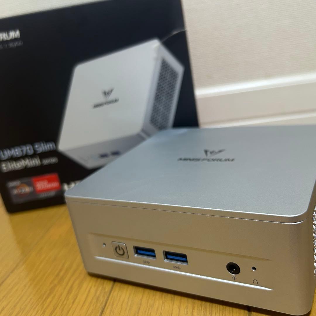 MINISFORUM ミニPC UM870 Slim（Ryzen7 8745H)