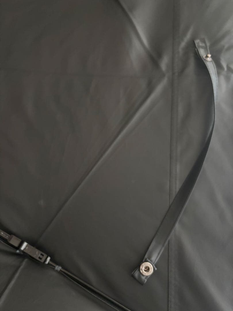 サンバリア100 折りたたみ日傘 3段折/白黒ストライプ