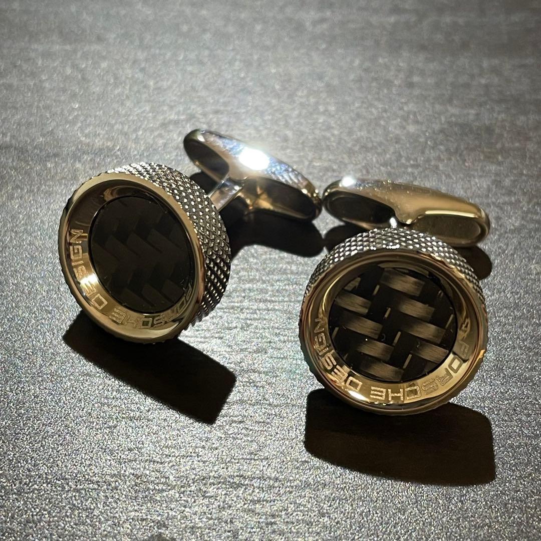 ポルシェデザイン　PORSCHE DESIGN カーボン柄 デザイン カフス