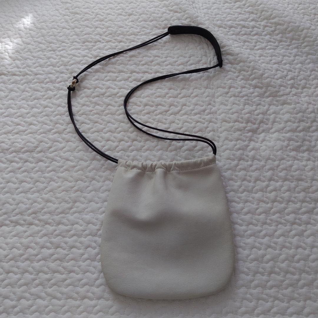 kaoです　ヌイトメル　 巾着型　 ショルダーバッグ