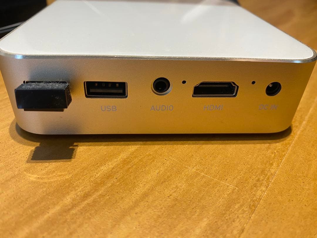 【大幅値下げ】UENO-mono製小型プロジェクター「KABĒNI PRO」