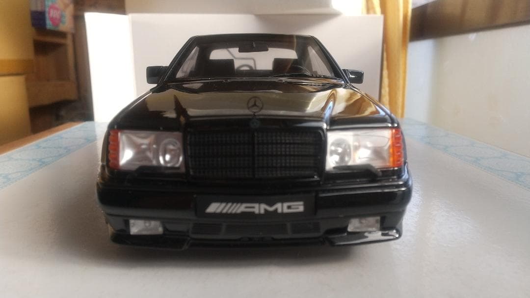 OTTO 1/18 メルセデス ベンツ ハンマー