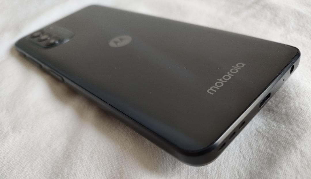 ★美品 moto g52j 5G　SIMフリー(デュアルSIM対応)