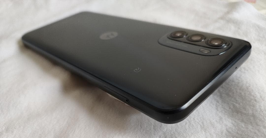 ★美品 moto g52j 5G　SIMフリー(デュアルSIM対応)