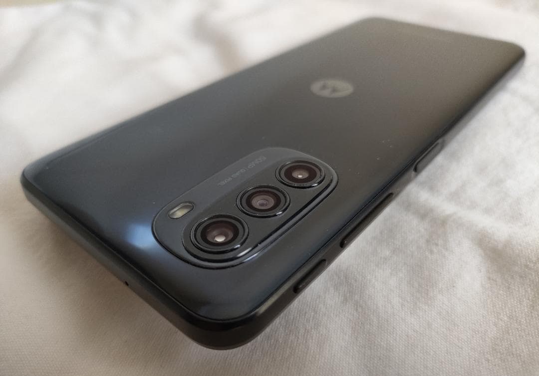 ★美品 moto g52j 5G　SIMフリー(デュアルSIM対応)