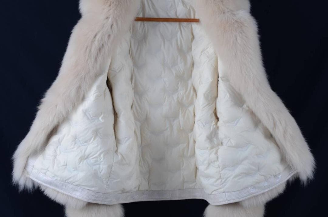 新品★最高級フォックスファー付き★ウォッシュレザー生地のダウンコート毛皮ファー