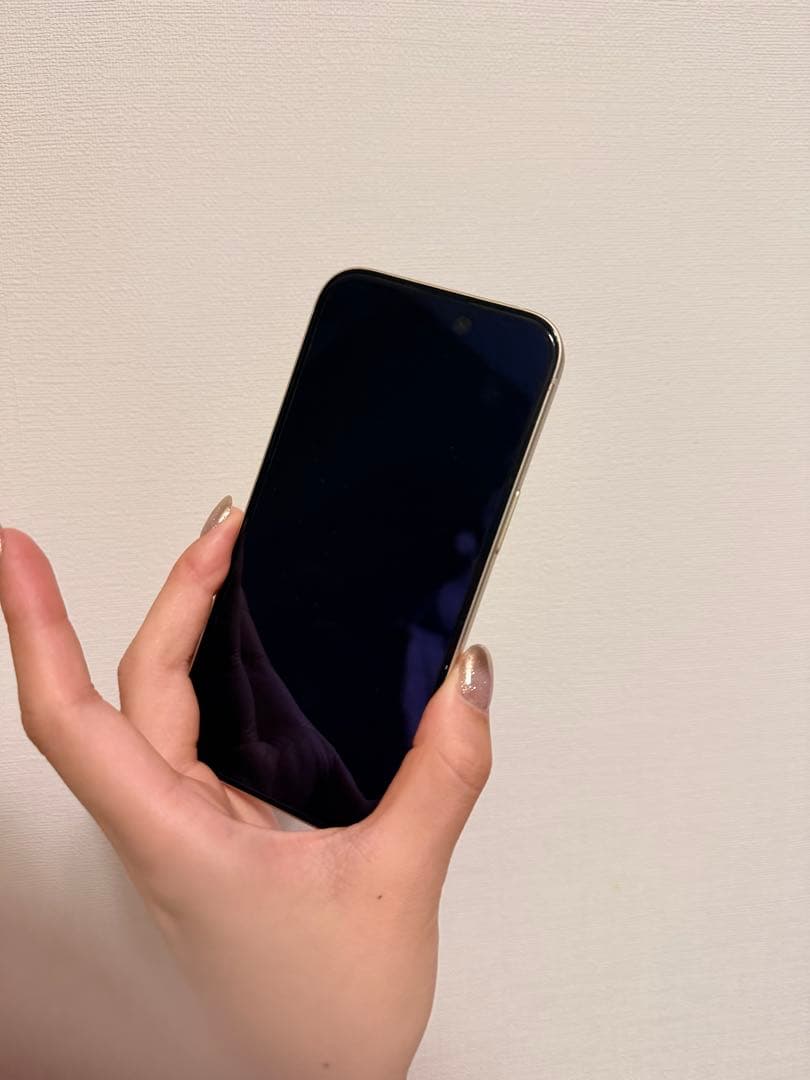 iPhone 15 イエロー 本体