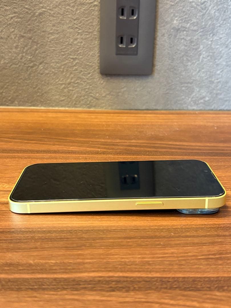 [ツキ]Apple iPhone 14 128GB イエロー