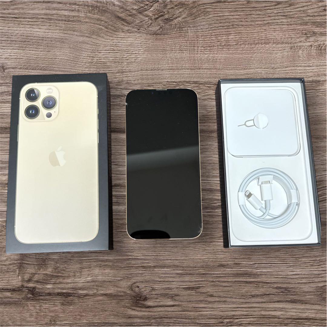 iPhone 13 Pro Max ゴールド　256GB SIMフリー