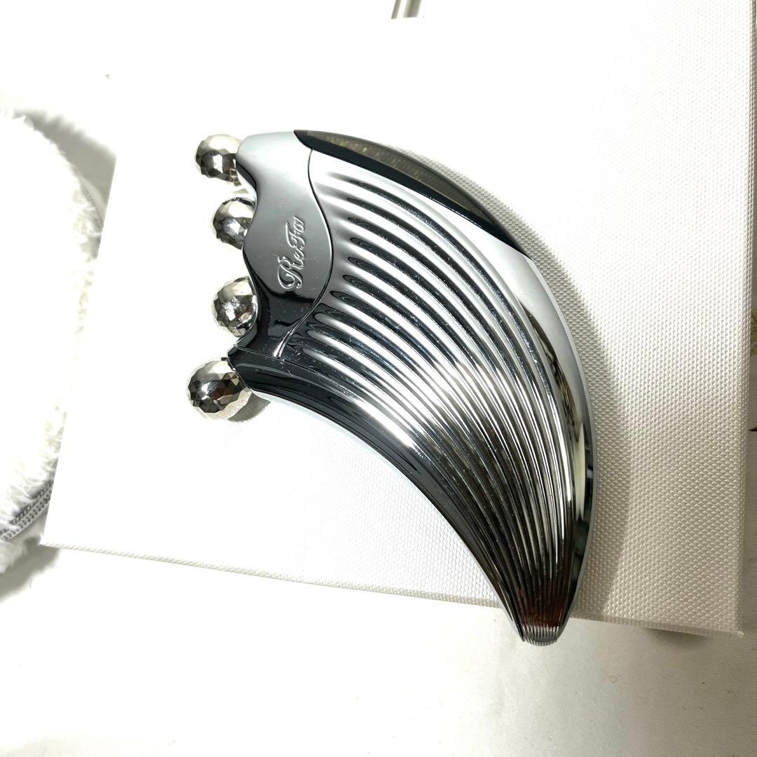 超美品　リファ　ソーラー美顔器　マイクロカレント　リンパ　箱、収納ポーチ付き