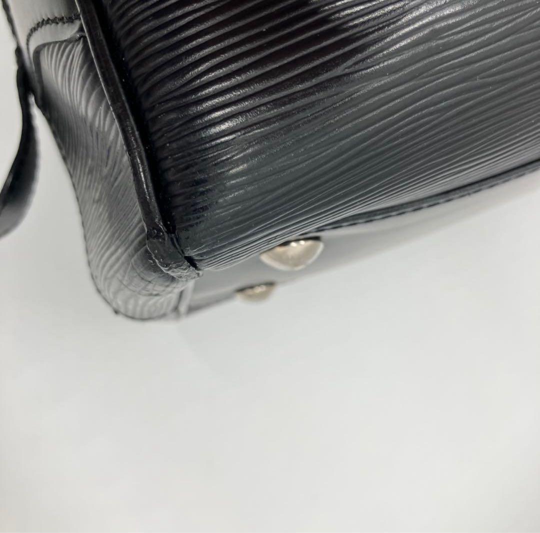 LOUIS VUITTON エピ ボーリング モンテーニュGM M59312