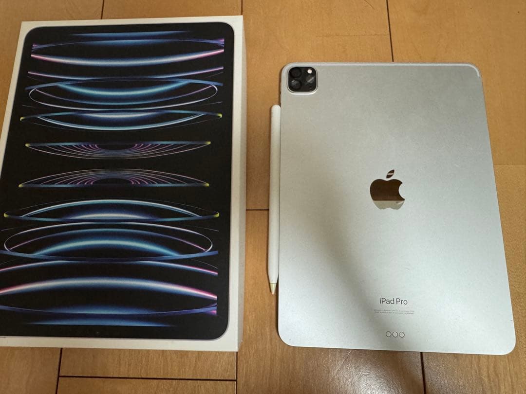 o_xxxiPad Pro11インチ4世代シルバー 256GB