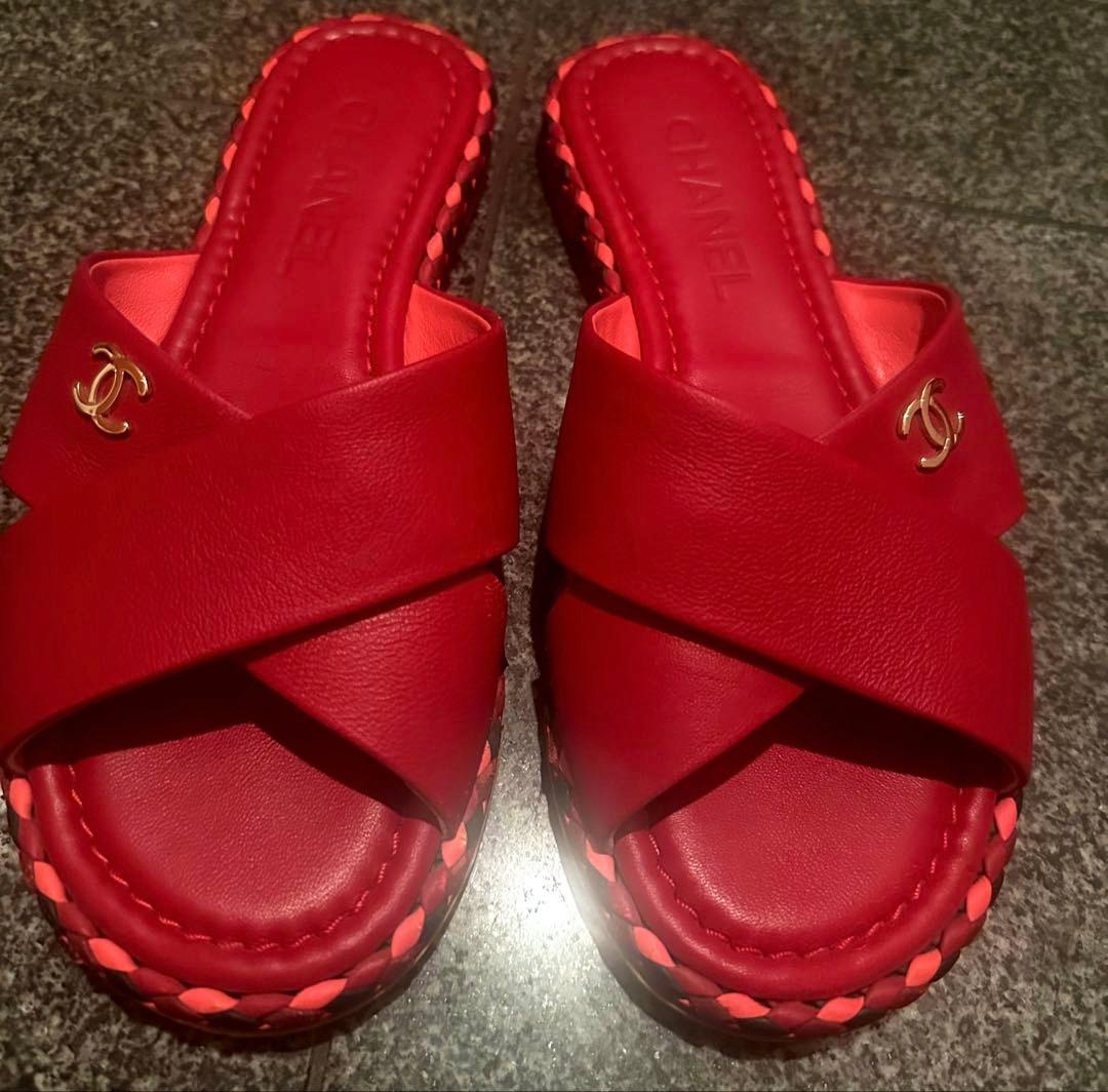 CHANELサンダル美品